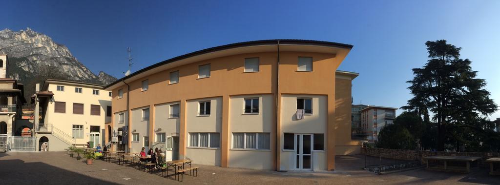 Ostello Della Gioventu Benacus Riva del Garda Extérieur photo