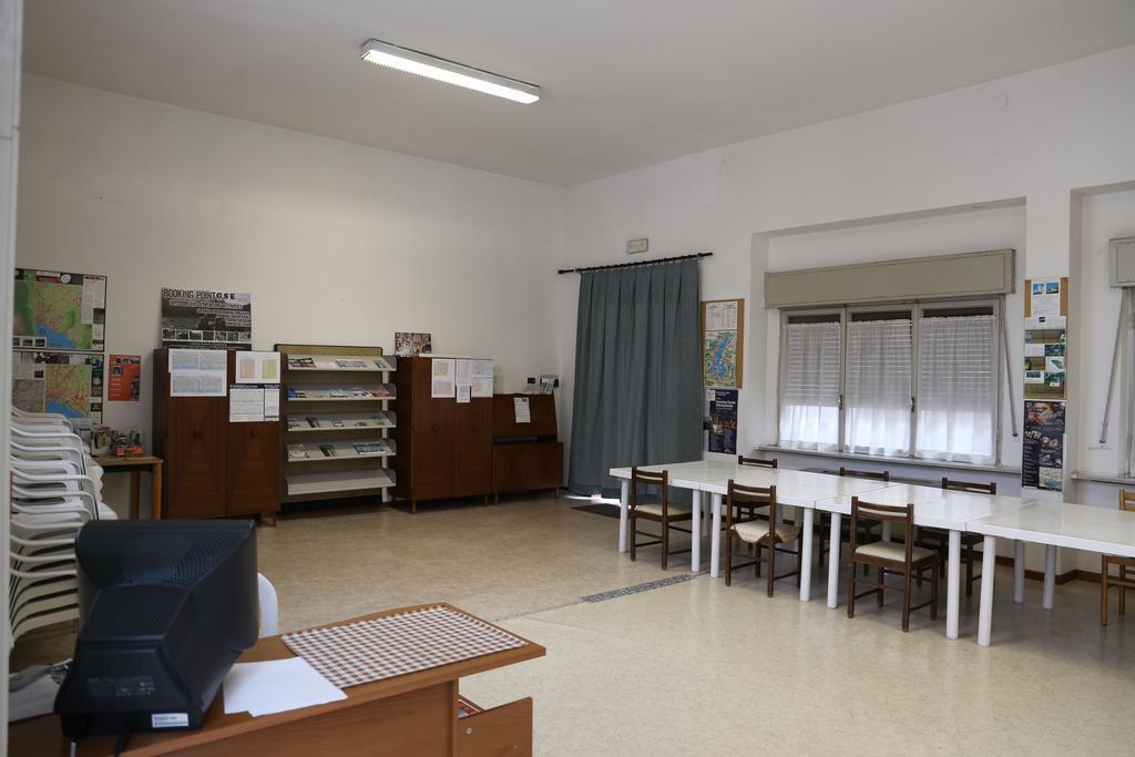 Ostello Della Gioventu Benacus Riva del Garda Extérieur photo