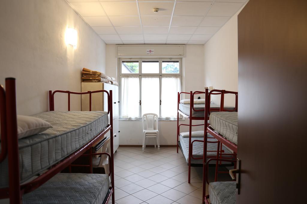 Ostello Della Gioventu Benacus Riva del Garda Extérieur photo